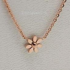 18k Rose Gold Daisy Flower Necklace With Chain