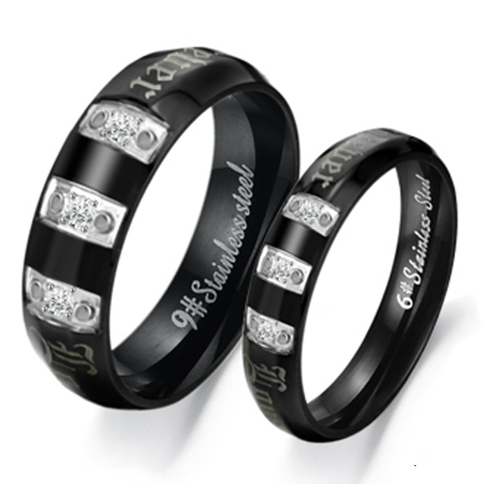 2 PCS Black couples Ring/lovers ring/Wedding Rings Titanium with man-made diamond (sizes 5 thru 10)